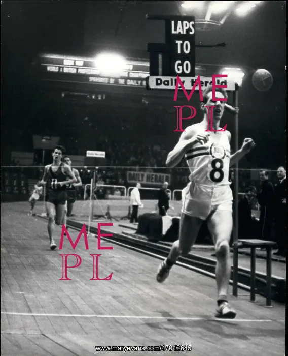 : John Whetton, athlete, winning at Wembley : John Whetton, athlete, winning at Wembley
