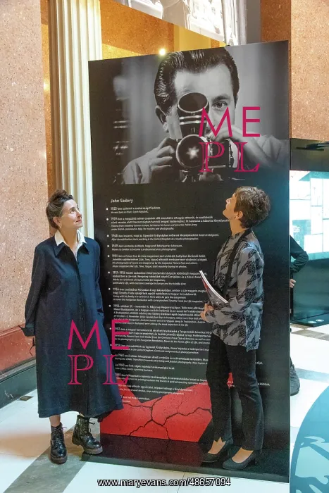 : John's daughters at Budapest exhibit : John's daughters at Budapest exhibit