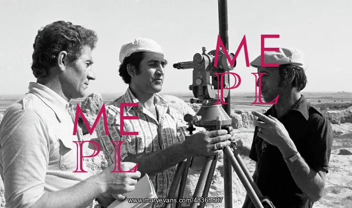 : Joint work of Soviet and Afghan surveyors : Joint work of Soviet and Afghan surveyors
