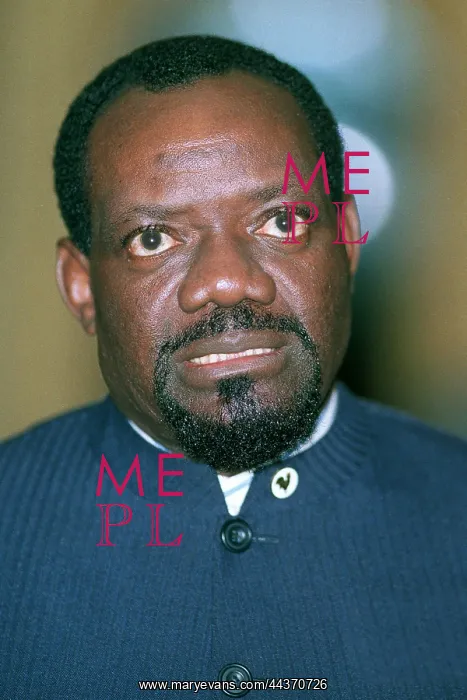  : Jonas Savimbi