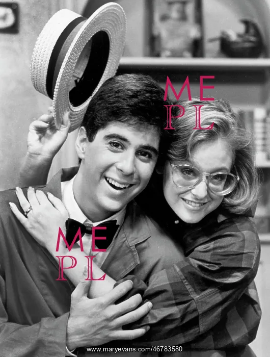 : Jonathan Silverman - Lauri Hendler : Jonathan Silverman - Lauri Hendler