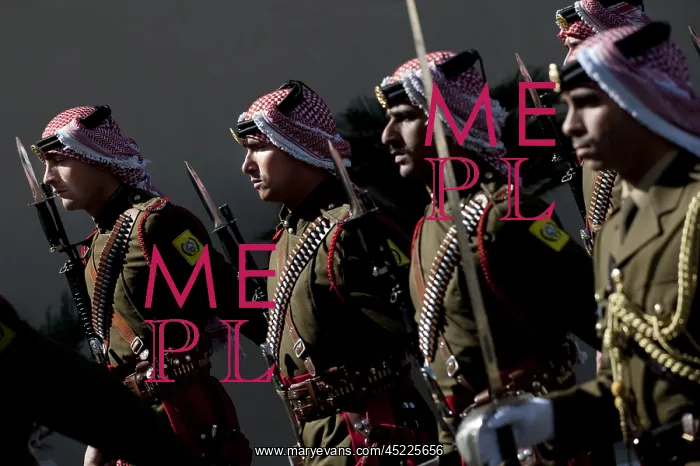 : Jordanian Honor Guardsmen welcome Admiral ? : Jordanian Honor Guardsmen welcome Admiral ?