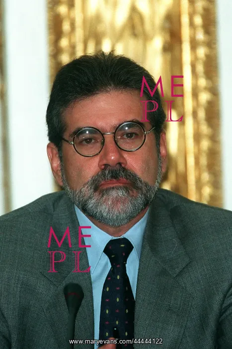  : Jorge Baca Campodonico