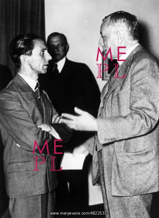 : Joseph Goebbels and Fritz Thyssen at the General Council : Joseph Goebbels and Fritz Thyssen at the General Council