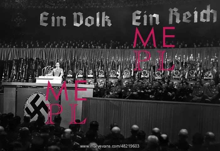 : Joseph Goebbels at the general call for the Reichstag el : Joseph Goebbels at the general call for the Reichstag el