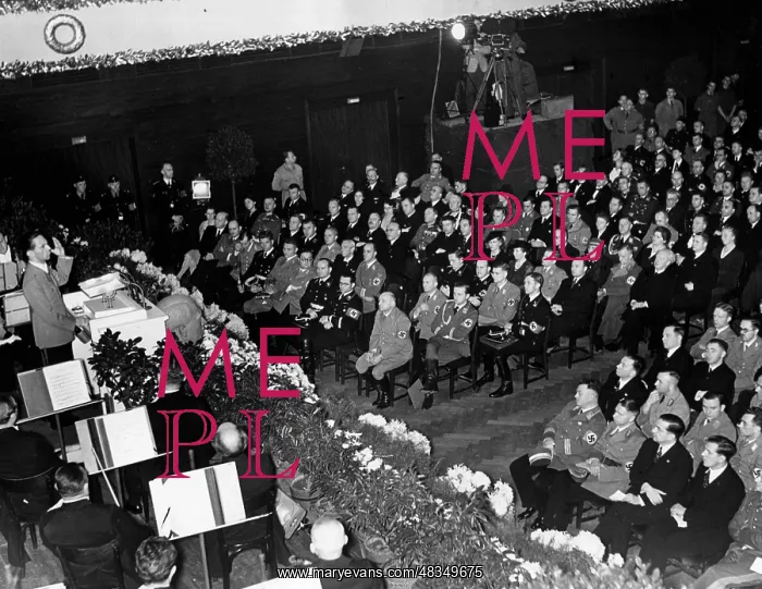 : Joseph Goebbels at the German Book Week in Weimar, 1938 : Joseph Goebbels at the German Book Week in Weimar, 1938