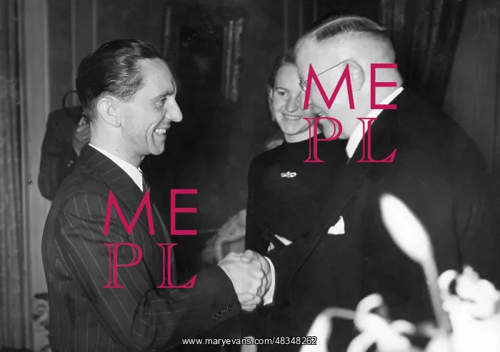 : Joseph Goebbels and Ludwig Klitzsch, 1941 : Joseph Goebbels and Ludwig Klitzsch, 1941