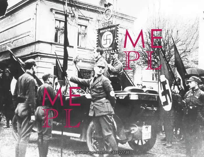 : Joseph Goebbels with a propaganda march of the SA in Trebbin : Joseph Goebbels with a propaganda march of the SA in Trebbin