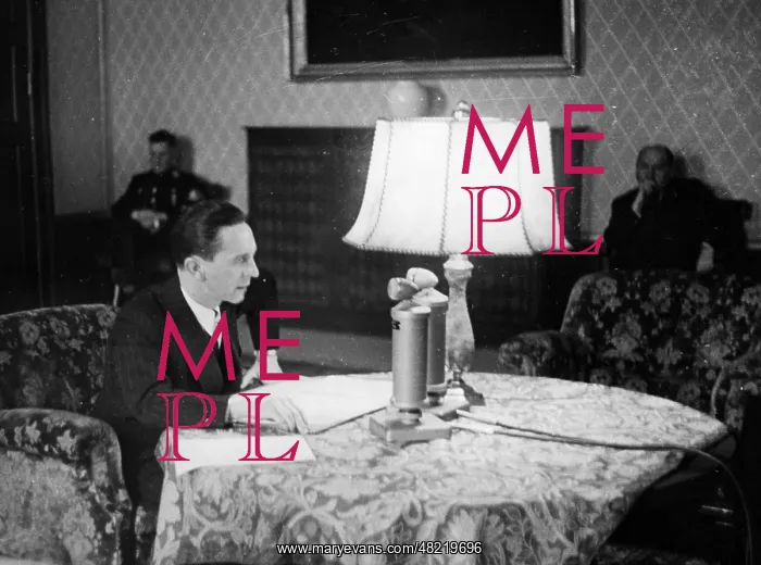 : Joseph Goebbels reads the proclamation of Adolf Hitler : Joseph Goebbels reads the proclamation of Adolf Hitler