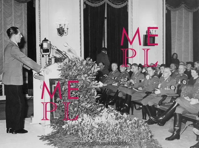 : Joseph Goebbels during his speech for the organization calle : Joseph Goebbels during his speech for the organization calle