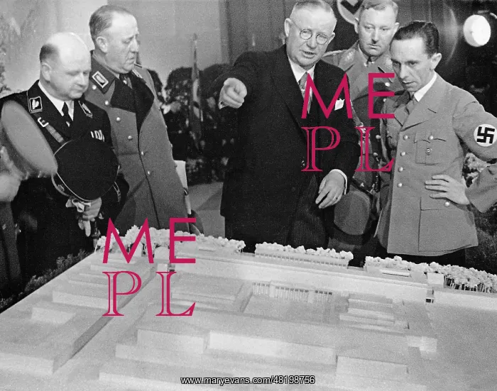 : Joseph Goebbels, Viktor Lutze, Ludwig Klitzsch, Loeffelholz : Joseph Goebbels, Viktor Lutze, Ludwig Klitzsch, Loeffelholz