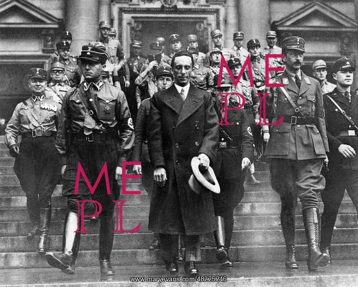 : Joseph Goebblels in front of the Berlin cathedral, 1933 : Joseph Goebblels in front of the Berlin cathedral, 1933