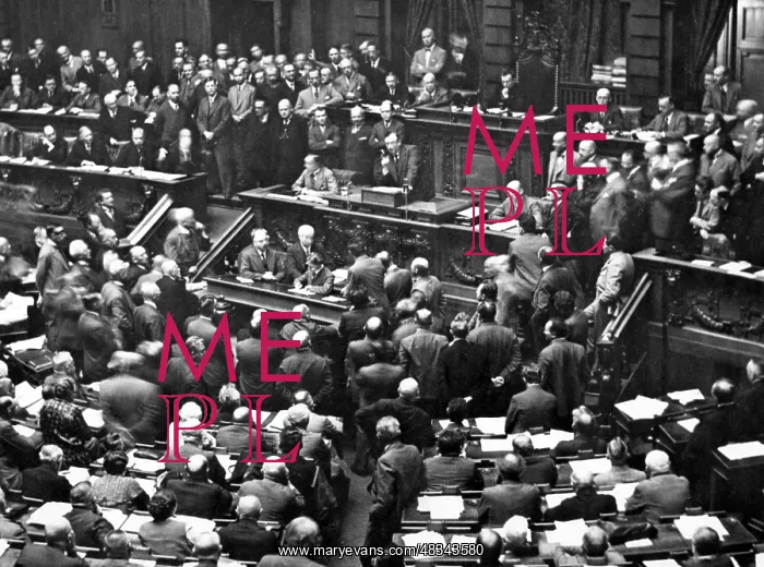 : Joseph Wirth holding a speech in the Reichstag : Joseph Wirth holding a speech in the Reichstag