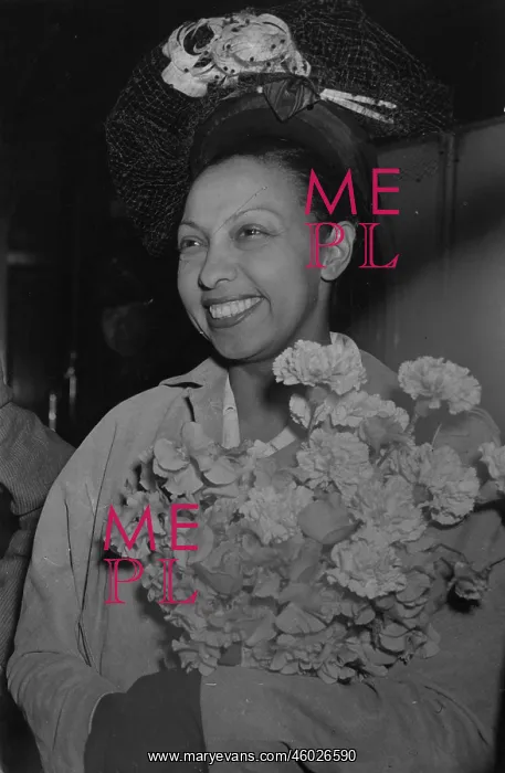 : Josephine Baker : Josephine Baker