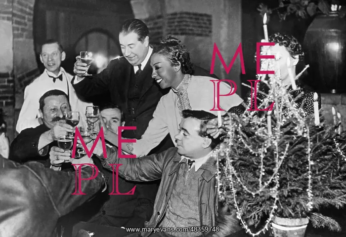 : Josephine Baker at Christmas, 1939 : Josephine Baker at Christmas, 1939