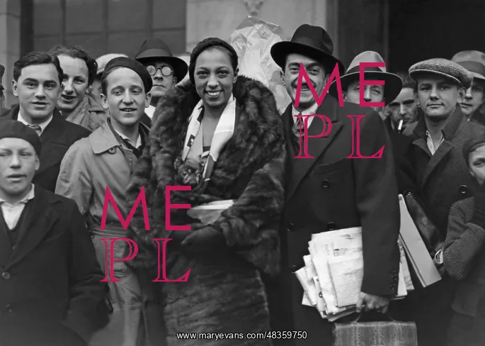: Josephine Baker with husband, 1932 : Josephine Baker with husband, 1932
