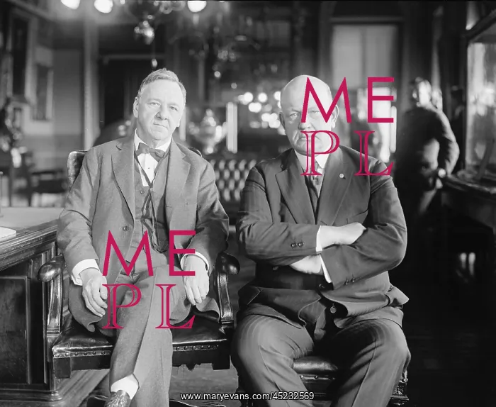 : Josephus Daniels and Edward Denby, outgoing ? : Josephus Daniels and Edward Denby, outgoing ?