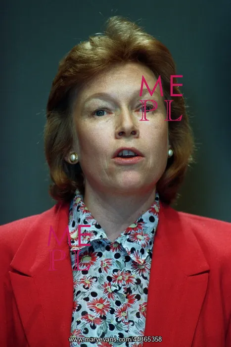  : Joyce Quin MP