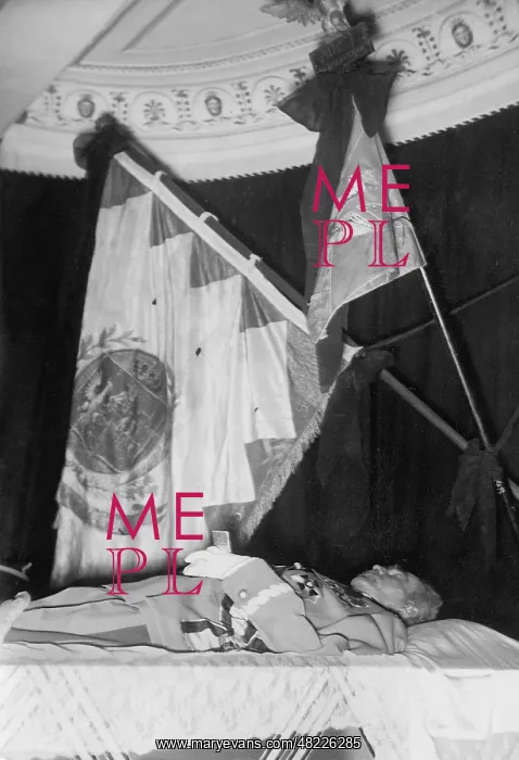 : Jozef Pilsudski on his deathbed, 1935 : Jozef Pilsudski on his deathbed, 1935
