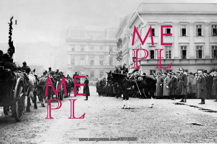 : Jozef Pilsudski at a parade, 1926 : Jozef Pilsudski at a parade, 1926
