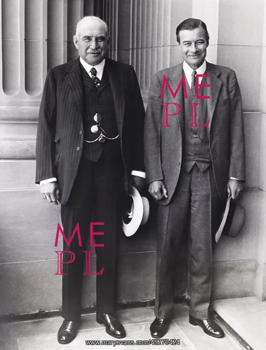 : J.P. Morgan Jr. (left) and son, Junius Morgan : J.P. Morgan Jr. (left) and son, Junius Morgan