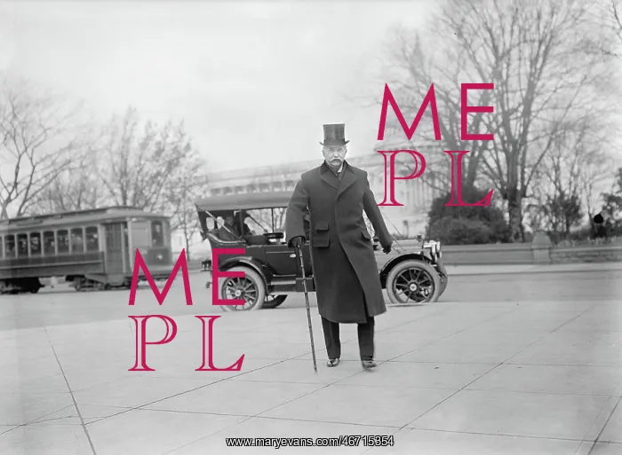 : J.P. Morgan - Man - Finance - Wealth : J.P. Morgan - Man - Finance - Wealth