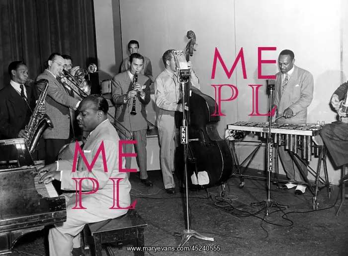 : JUBILEE BROADCAST to US Troops, Aug.1945.Count ? : JUBILEE BROADCAST to US Troops, Aug.1945.Count ?