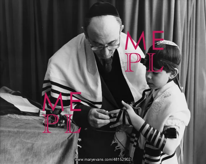  : JUDAISM : TIFFILIN