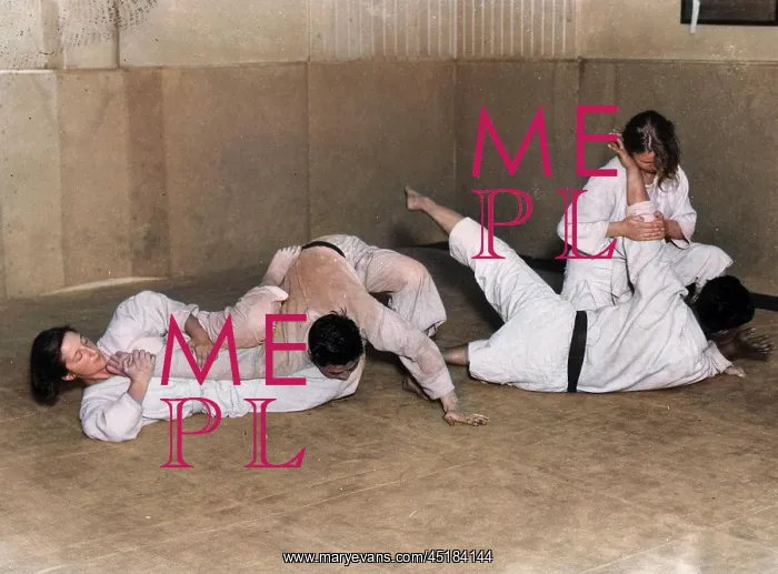 : JUJITSU CLASS : JUJITSU CLASS