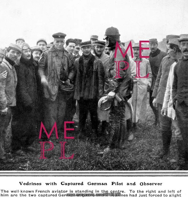 : Jules Vedrines with captured German pilot, 1915 : Jules Vedrines with captured German pilot, 1915