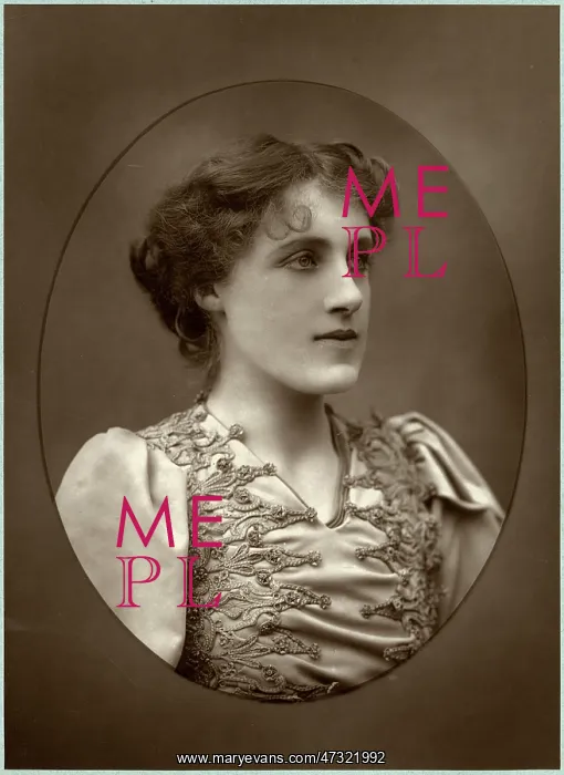 : Julia Neilson : Julia Neilson