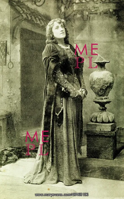  : Julia Neilson in The Tempter