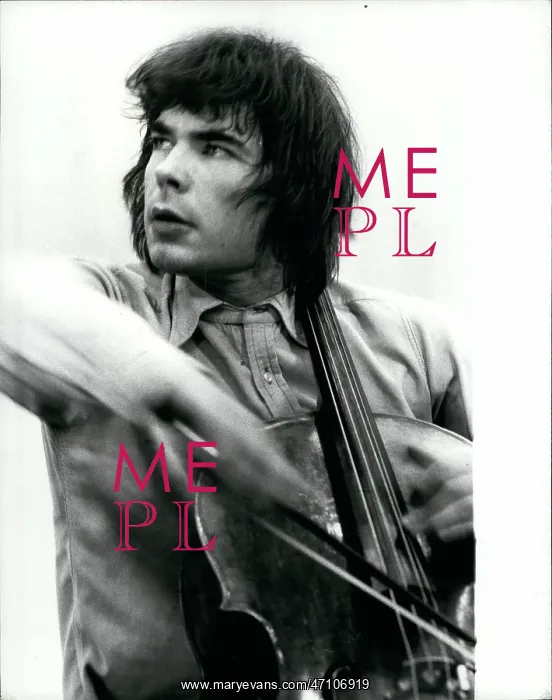 : Julian Lloyd Webber, English cellist, rehearsing in London : Julian Lloyd Webber, English cellist, rehearsing in London