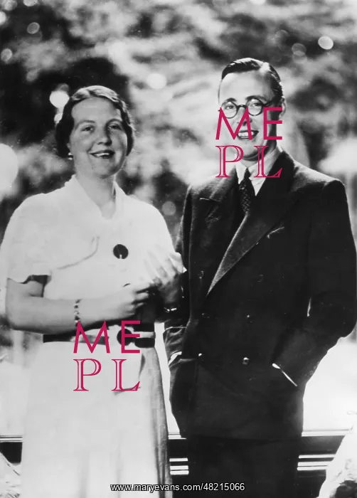  : Juliana - queen - The Netherlands - Oranien - Verlobung und Hochzeit