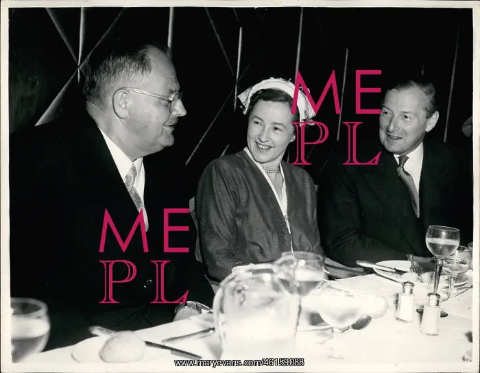 : Julius Raab of Austria, Selwyn Lloyd, Foreign Press luncheon : Julius Raab of Austria, Selwyn Lloyd, Foreign Press luncheon
