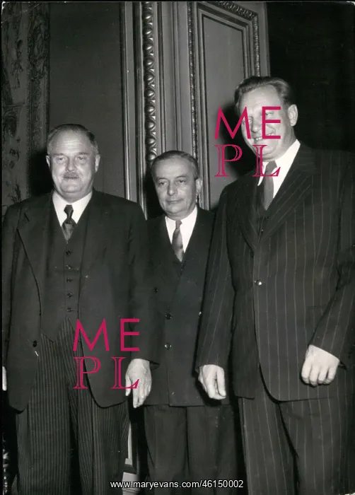 : Julius Raab, Austrian Chancellor, Georges Bidault, Karl Grub : Julius Raab, Austrian Chancellor, Georges Bidault, Karl Grub
