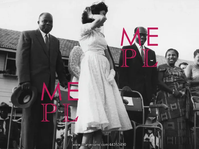 : July 1958: Gee! She is Beautiful - Grace and Charm: : July 1958: Gee! She is Beautiful - Grace and Charm: