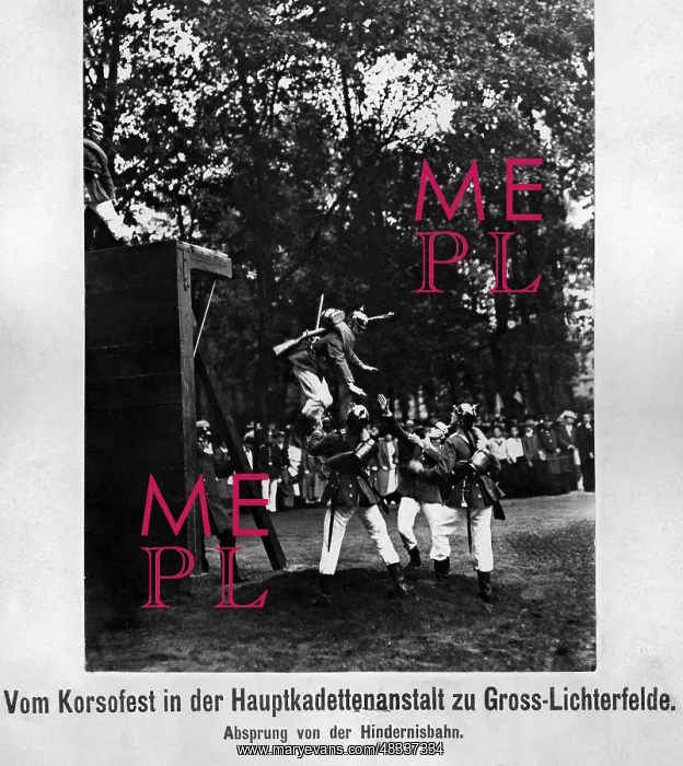 : Jumping off the obstacle course, 1911 : Jumping off the obstacle course, 1911