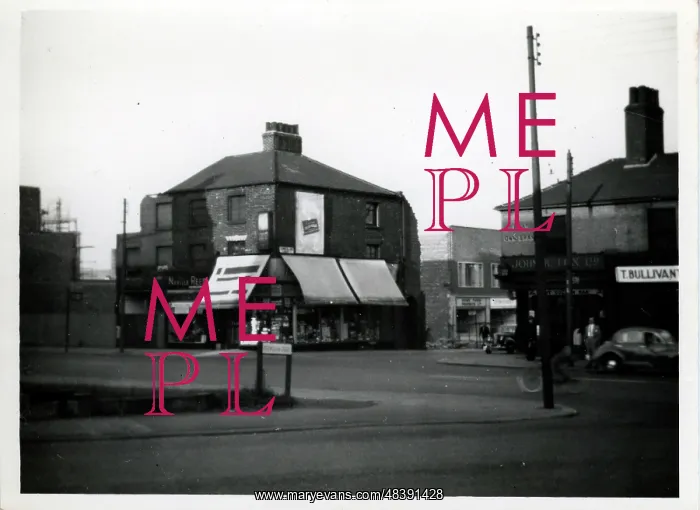 : Junction Fitzwilliam Street & Charter Row, The Moor, Sheffie : Junction Fitzwilliam Street & Charter Row, The Moor, Sheffie