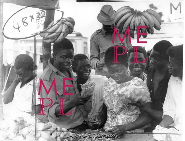 : June 1964 - The Worker's Champ - At the market, Bethal : June 1964 - The Worker's Champ - At the market, Bethal
