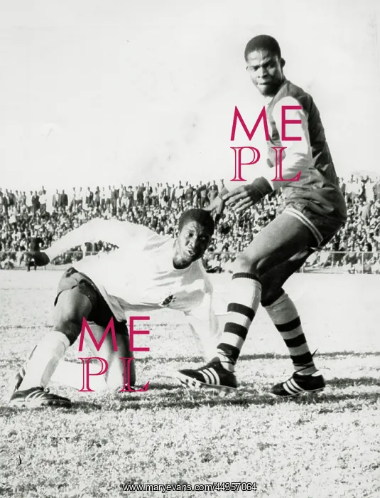 : June 22 1972 - Essa shows a Dalton Player how to commit : June 22 1972 - Essa shows a Dalton Player how to commit