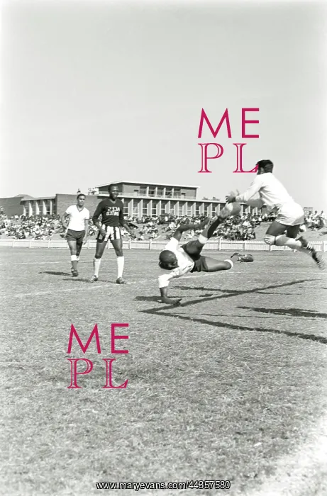 : June 5 1966 - Aces keeper, Nadir Shah, beats an Avalon : June 5 1966 - Aces keeper, Nadir Shah, beats an Avalon