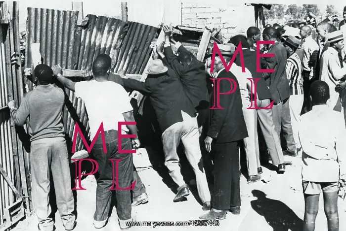 : June 8 1972 - People inside the ground struggle to : June 8 1972 - People inside the ground struggle to
