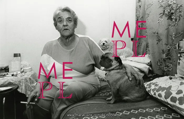 : June Gordon in her flat in Hillbrow : June Gordon in her flat in Hillbrow