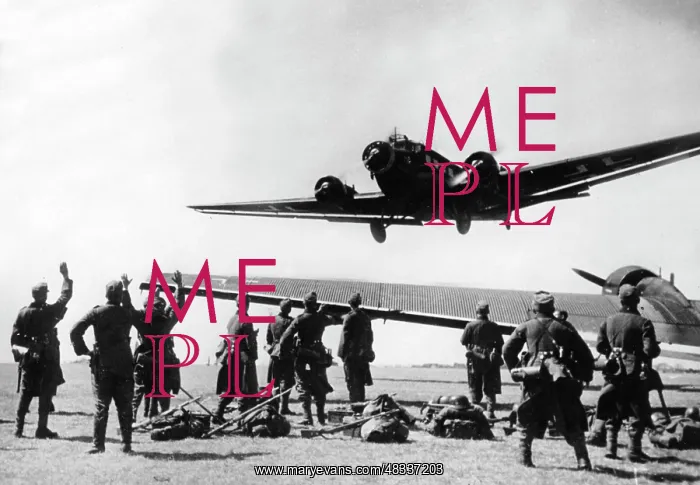 : Junkers Ju 52 transport plane, 1941 : Junkers Ju 52 transport plane, 1941