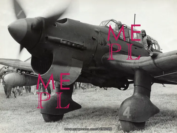 : Junkers Ju-87 Stuka : Junkers Ju-87 Stuka