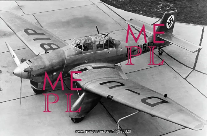 : Junkers Ju-87 Stuka : Junkers Ju-87 Stuka