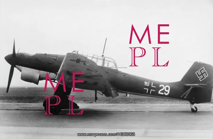 : Junkers Ju-87 Stuka : Junkers Ju-87 Stuka