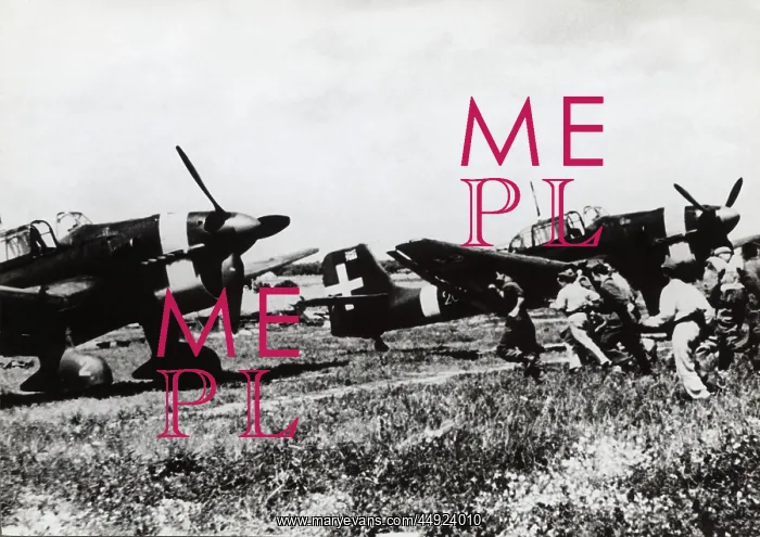 : Junkers Ju-87B Stuka : Junkers Ju-87B Stuka