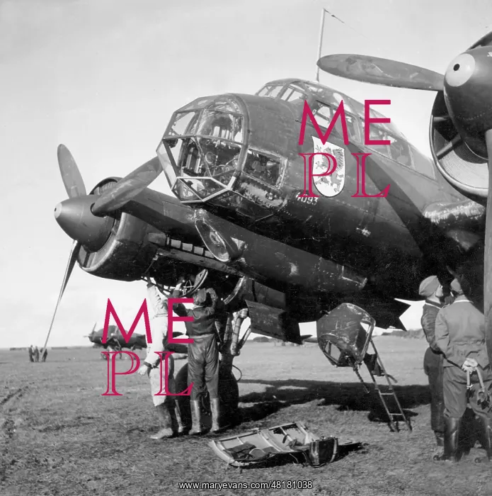 : A Junkers JU 88 : A Junkers JU 88